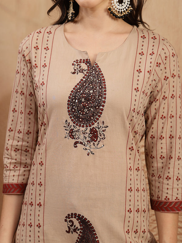 Kimayra Rayon Calf Length Printed 3/4 Sleeve Round Neck Straight Kurta Suit Set