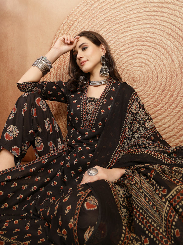 Kimayra Cotton Calf Length Printed 3/4 Sleeve V-Neck A-Line Kurta Suit Set
