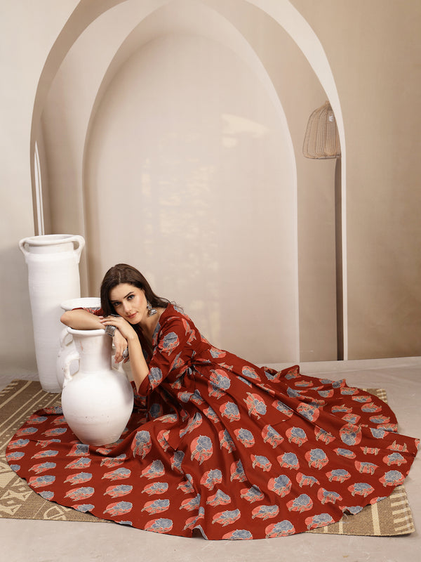 Kimayra Cotton Calf Length Printed 3/4 Sleeve V-Neck Flared Kurta