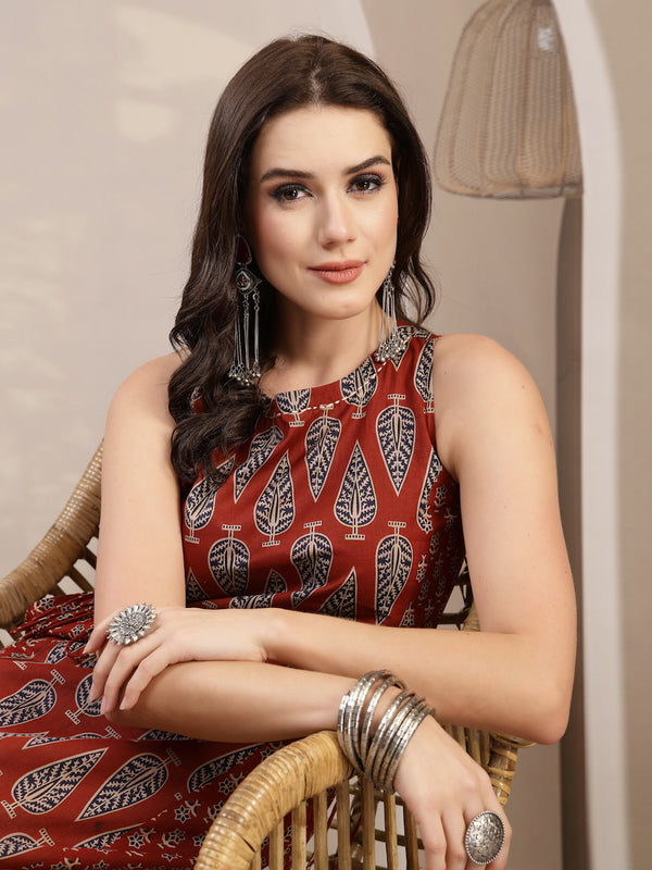 Kimayra Rayon Calf Length Printed Sleeveless Round Neck Straight Kurta