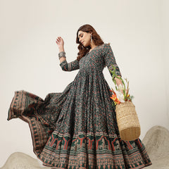 Kimayra Cotton Calf Length Printed 3/4 Sleeves V-Neck Anarkali Kurta