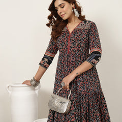 Kimayra Cotton Calf Length Printed 3/4 Sleeves V-Neck Anarkali Kurta