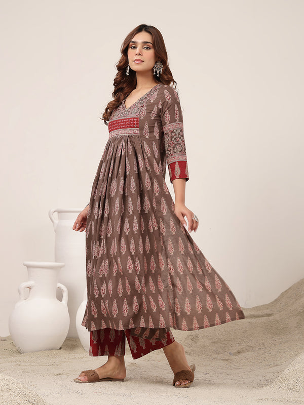 Kimayra Cotton Calf Length Printed 3/4 Sleeve V-Neck Flared Kurta Suit Set