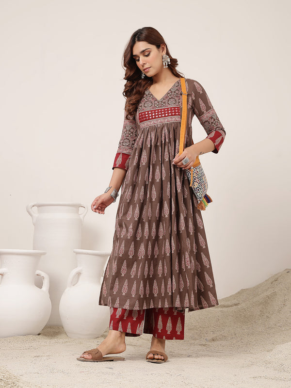 Kimayra Cotton Calf Length Printed 3/4 Sleeve V-Neck Flared Kurta Suit Set