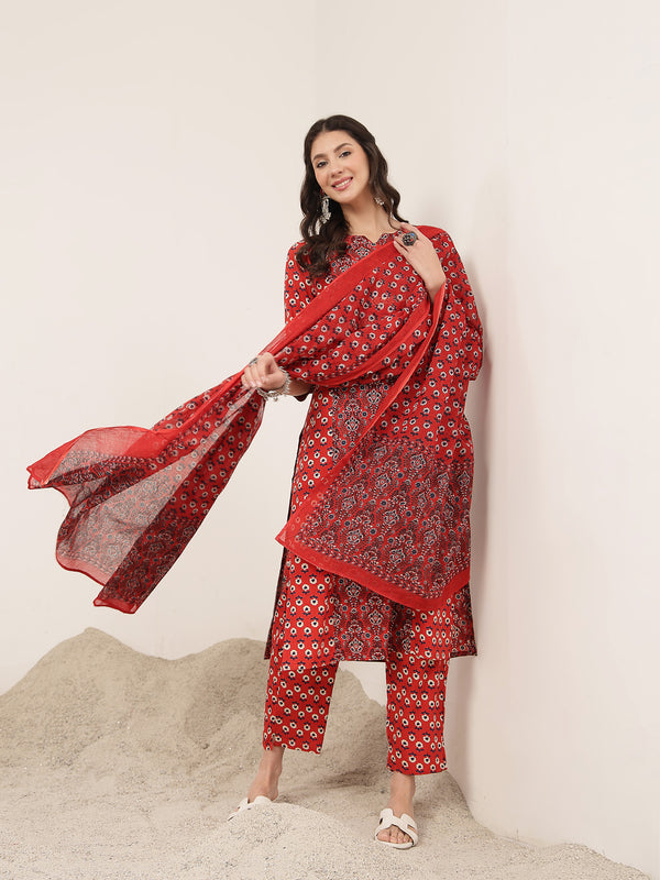 Kimayra Rayon Calf Length Printed 3/4 Sleeve Round Neck Straight Kurta Suit Set