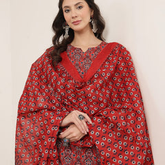 Kimayra Rayon Calf Length Printed 3/4 Sleeve Round Neck Straight Kurta Suit Set