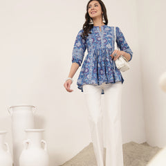 Kimayra  Hip Length Printed 3/4 Sleeve Mandarin Collar Flared Top