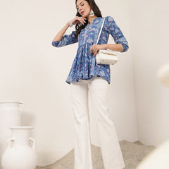 Kimayra  Hip Length Printed 3/4 Sleeve Mandarin Collar Flared Top