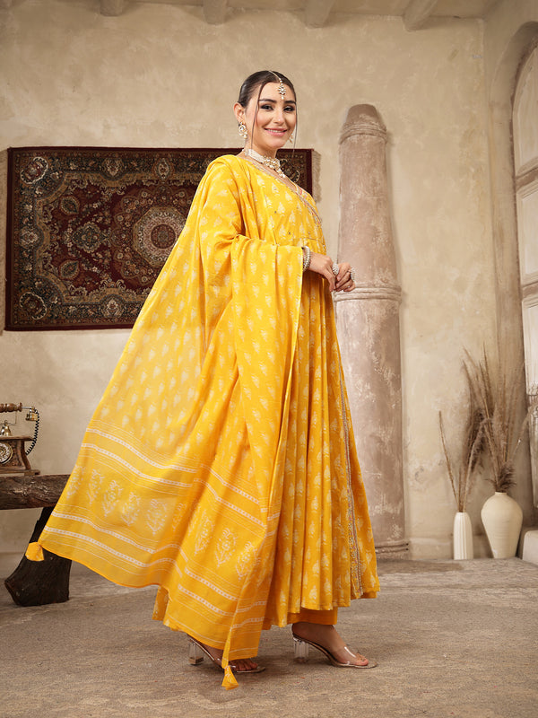 Kimayra Cotton Calf Length Printed 3/4 Sleeve V-Neck Flared Kurta Suit Set