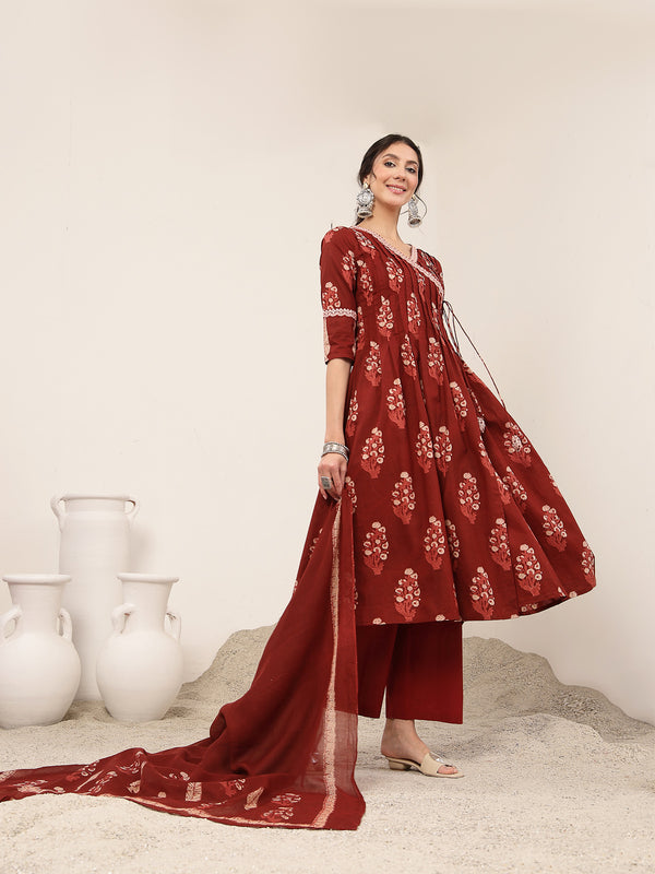 Kimayra Cotton Calf Length Printed 3/4 Sleeve V-Neck Flared Kurta Suit Set