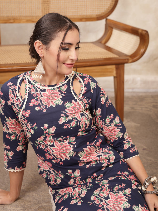 Kimayra Rayon Calf Length Printed 3/4 Sleeve Round Neck Straight Kurta