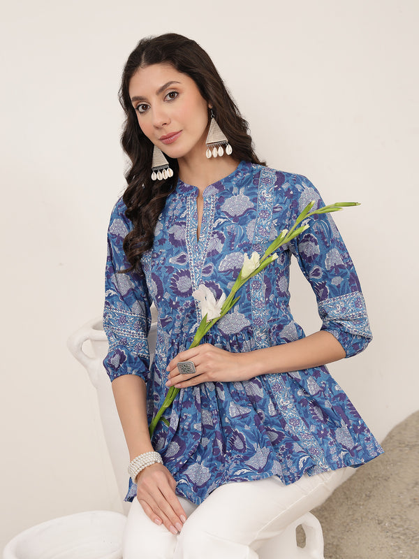 Kimayra  Hip Length Printed 3/4 Sleeve Mandarin Collar Flared Top