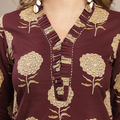Kimayra Cotton Calf Length Printed 3/4 Sleeve V-Neck Straight Kurta