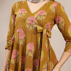 Kimayra Cotton Calf Length Printed 3/4 Sleeve V-Neck Flared Kurta
