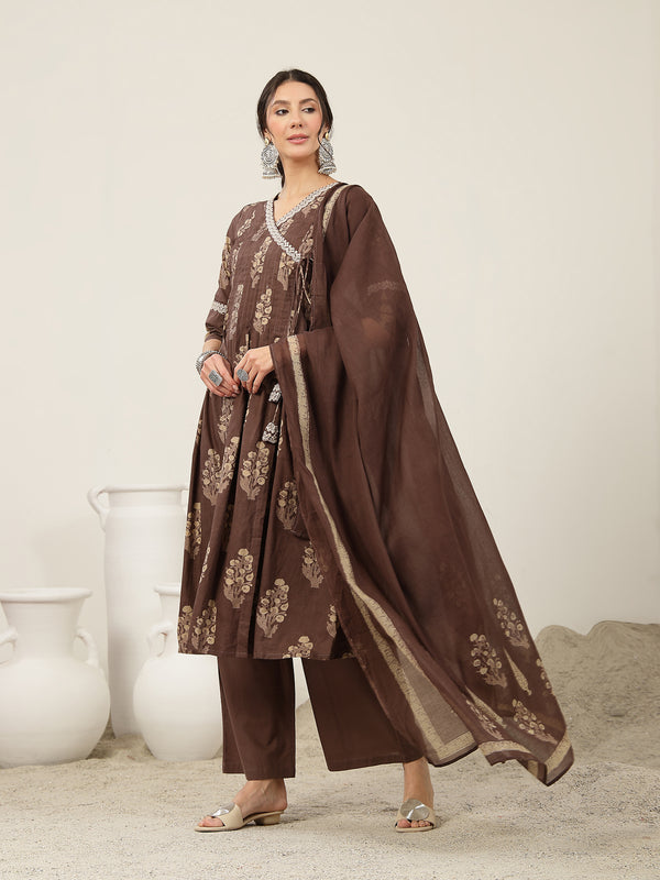 Kimayra Cotton Calf Length Printed 3/4 Sleeve V-Neck Flared Kurta Suit Set