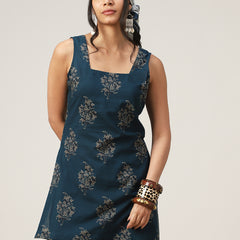 Kimayra Cotton Hip Length Printed Sleeveless Square Neck Straight Top
