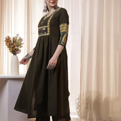 Kimayra Rayon Calf Length Solid 3/4 Sleeves V Neck Flared Kurta Suit Set