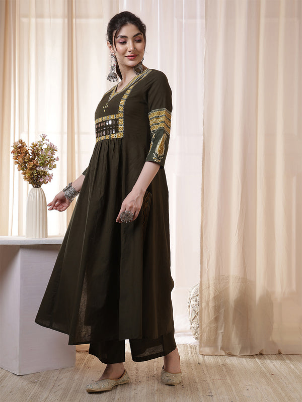Kimayra Rayon Calf Length Solid 3/4 Sleeves V Neck Flared Kurta Suit Set
